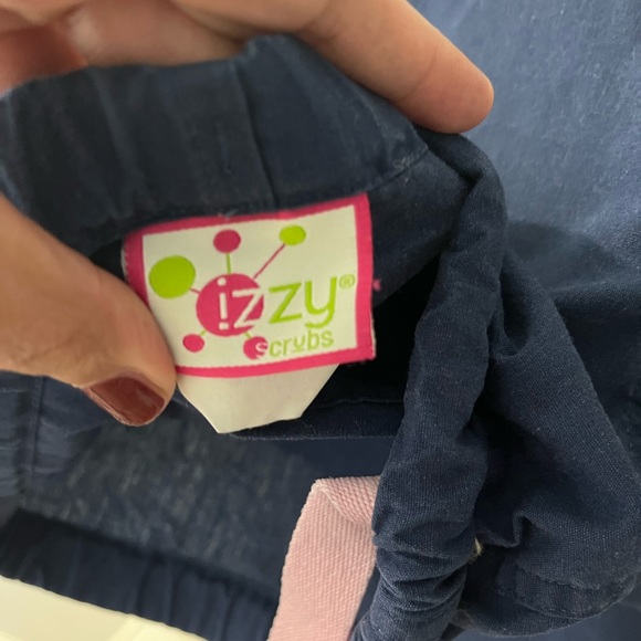 IZZY Scrubs by peaches uniform. Size XS - Picture 7 of 10